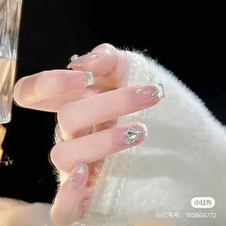 ネイル THE  ONE 藤本のネイルデザイン