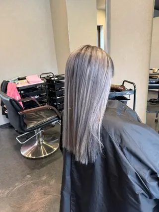 セミロング 髪質改善⚡️カラー 🍀武久 誠🍀のヘアスタイル
