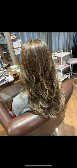 ロング カラー パーマ ヘアアレンジ メンズ キッズ ネイル マツエク・マツパ 韓国♡ハイライト ♡YURIのヘアスタイル