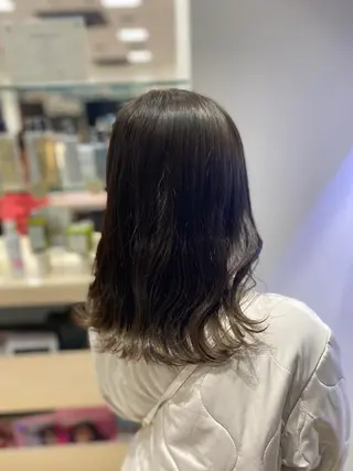 セミロング 🩰 艶髪美髪 shiori🫧のヘアスタイル