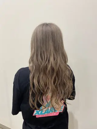 ロング カラー 堀越 美羽のヘアスタイル