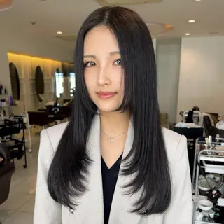 ロング モデル募集/カレン /レイヤーカットのヘアスタイル