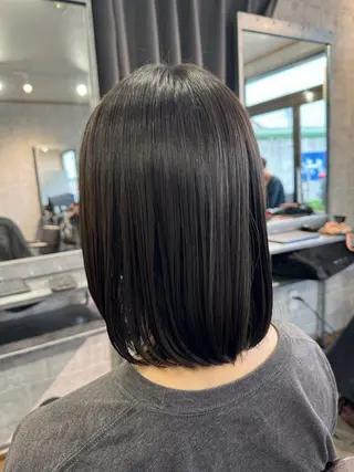 ミディアム 月館 怜奈のヘアスタイル