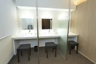 創業40周年✨美肌サ ロンRAYVIS銀座のエステ・リラクイメージ