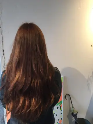 ショート ミディアム セミロング ロング カラー パーマ ヘアアレンジ キッズ メンズハイトーン メンズバレイヤージュのヘアスタイル