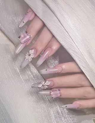 ネイル 長さだし専門店 M2　rikaのネイルデザイン