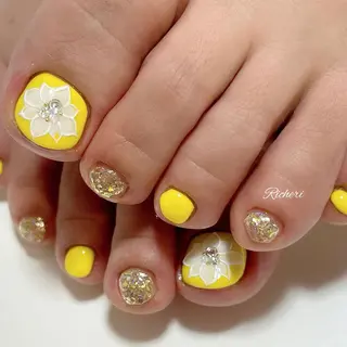 ミディアム ネイル richeri beautyのエステ・リラクイメージ