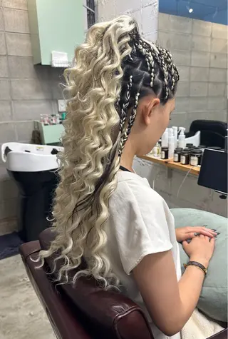 ヘアアレンジ カジワラ ヤスジのヘアスタイル