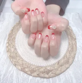 ネイル uu ネイルサロン関内🌼のネイルデザイン