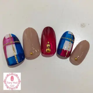ネイル tiarynail K K🐼のネイルデザイン