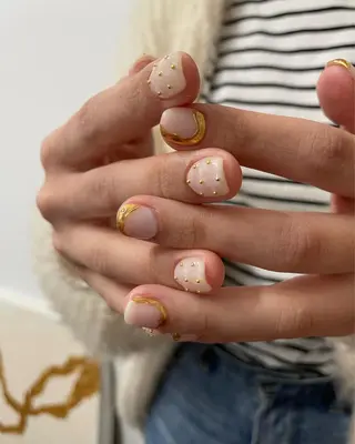 ネイル kiii.__ ✴︎*のネイルデザイン