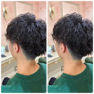 ショート パーマ メンズ おおやま たくみのヘアスタイル