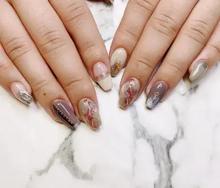 ロング カラー ネイル Q Free nailsのネイルデザイン