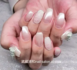 ネイル R inのネイルデザイン