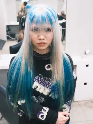 ロング カラー ヘアアレンジ T.a.g中崎町所属・個性爆弾💣 ダブルカラー/ゆかのヘアスタイル