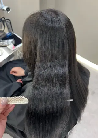 セミロング 縮毛矯正/ 艶髪♡/AYAKAのヘアスタイル