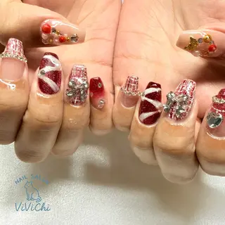 ネイル ViViChi 梨帆のネイルデザイン