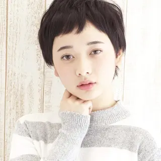 ショート アンブレラカラー💫 フェイスフレーミングのヘアスタイル