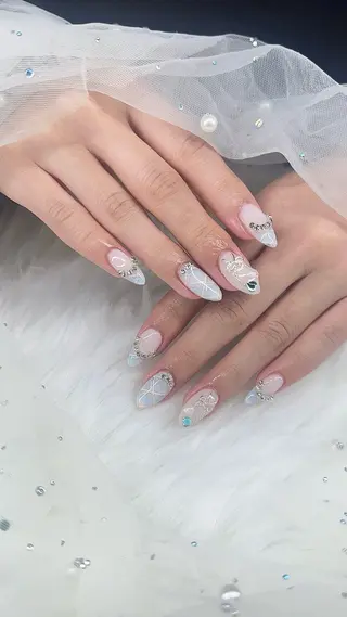 ネイル R.J.S⌘nail所属・R.J.S⌘ nailのネイルデザイン