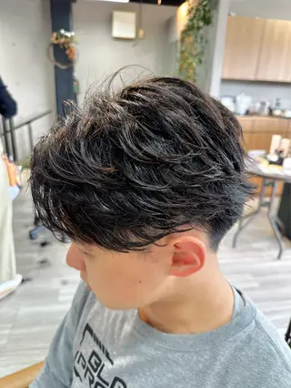 パーマ メンズ arika オケシ　リョウダイのヘアスタイル