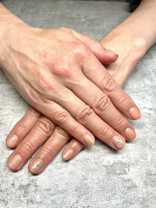 ネイル 岸本 郁美のネイルデザイン