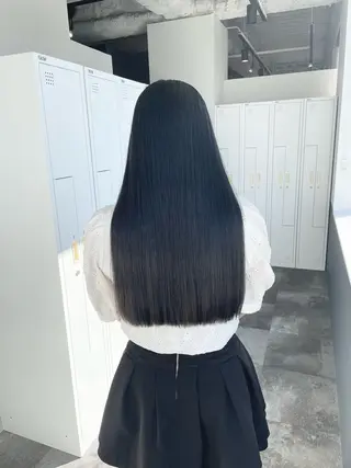 ロング 髪質改善 赤み消しカラー山本のヘアスタイル