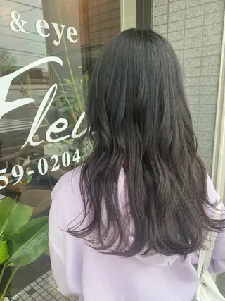 ロング 立野 希沙のヘアスタイル