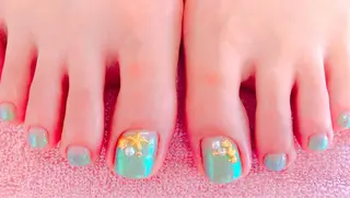 ネイル CROWN プライベートサロンのネイルデザイン