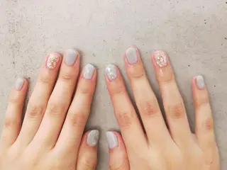 ネイル はばすみれ🎀ﾈｲﾙ 光ﾌｪｲｼｬﾙ ﾍｱのネイルデザイン