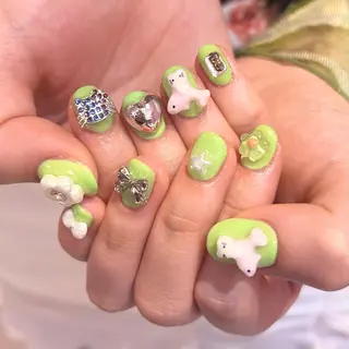 ネイル シェリーラメール akiraのネイルデザイン