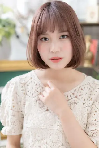 カラー 艶髪ストレート❇️ レイヤー❇️出町光流のヘアスタイル