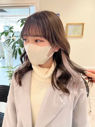 カラー 成瀬 葵のヘアスタイル