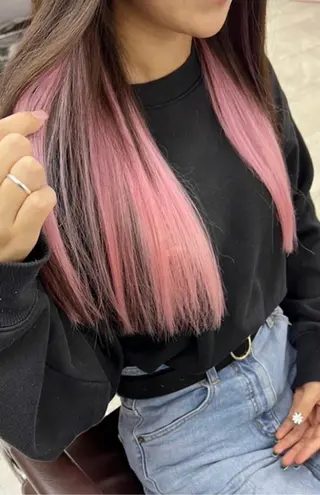 セミロング PREss Yuiのヘアスタイル