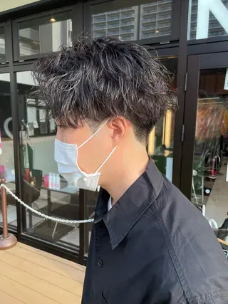 ショート パーマ メンズ メンズヘア特化 崎田 成人のヘアスタイル