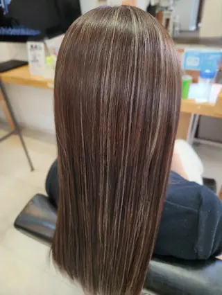 カラー 筒井 昭秀のヘアスタイル