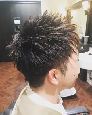 ショート カラー メンズ アザマ　ヤスカツ _rosso 川口のヘアスタイル