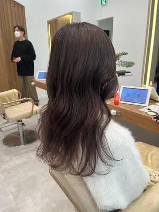 ロング 木野田 萌のヘアスタイル