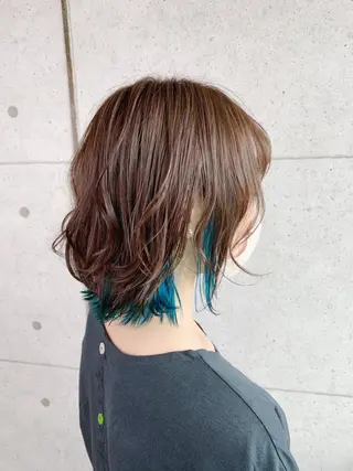 ミディアム カラー 福森 みずきのヘアスタイル