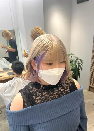 ミディアム カラー ブリーチ毛の縮毛矯正 ハイトーン/岡本智樹のヘアスタイル