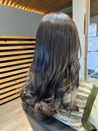 ロング カラー 関口 友行のヘアスタイル