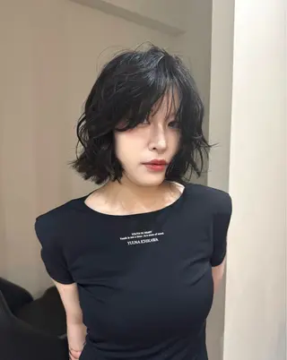 ショート カラー 大人な抜け感レイヤー remi🖤のヘアスタイル