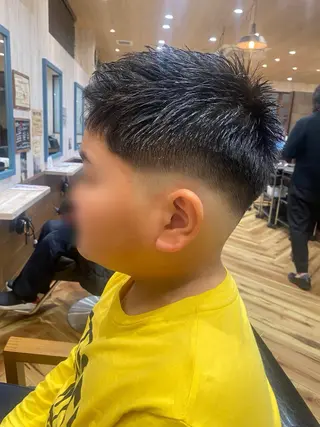 メンズ 山中 パトリシアのヘアスタイル