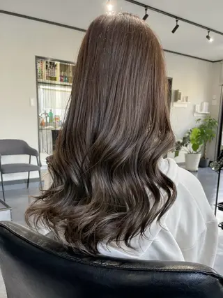セミロング 町田 光瑠のヘアスタイル