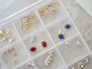 Nail •Head スパFortunaのネイルデザイン