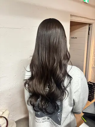 ロング カラー 🩵似合わせカット SEIRA🩵のヘアスタイル