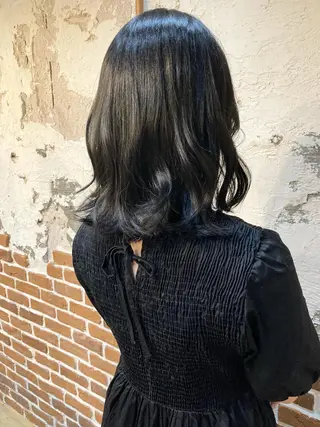 ミディアム ✨色持ちの良い艶 カラー✨蟹江真世のヘアスタイル