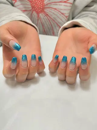 ネイル Plus Ewalu / mihiroのネイルデザイン