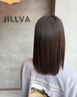 ミディアム NANA .のヘアスタイル