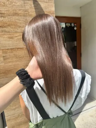 ロング Kaori🌈透明感 カラー / 髪質改善のヘアスタイル