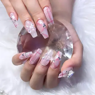 ネイル Kobayashi Komugiのネイルデザイン